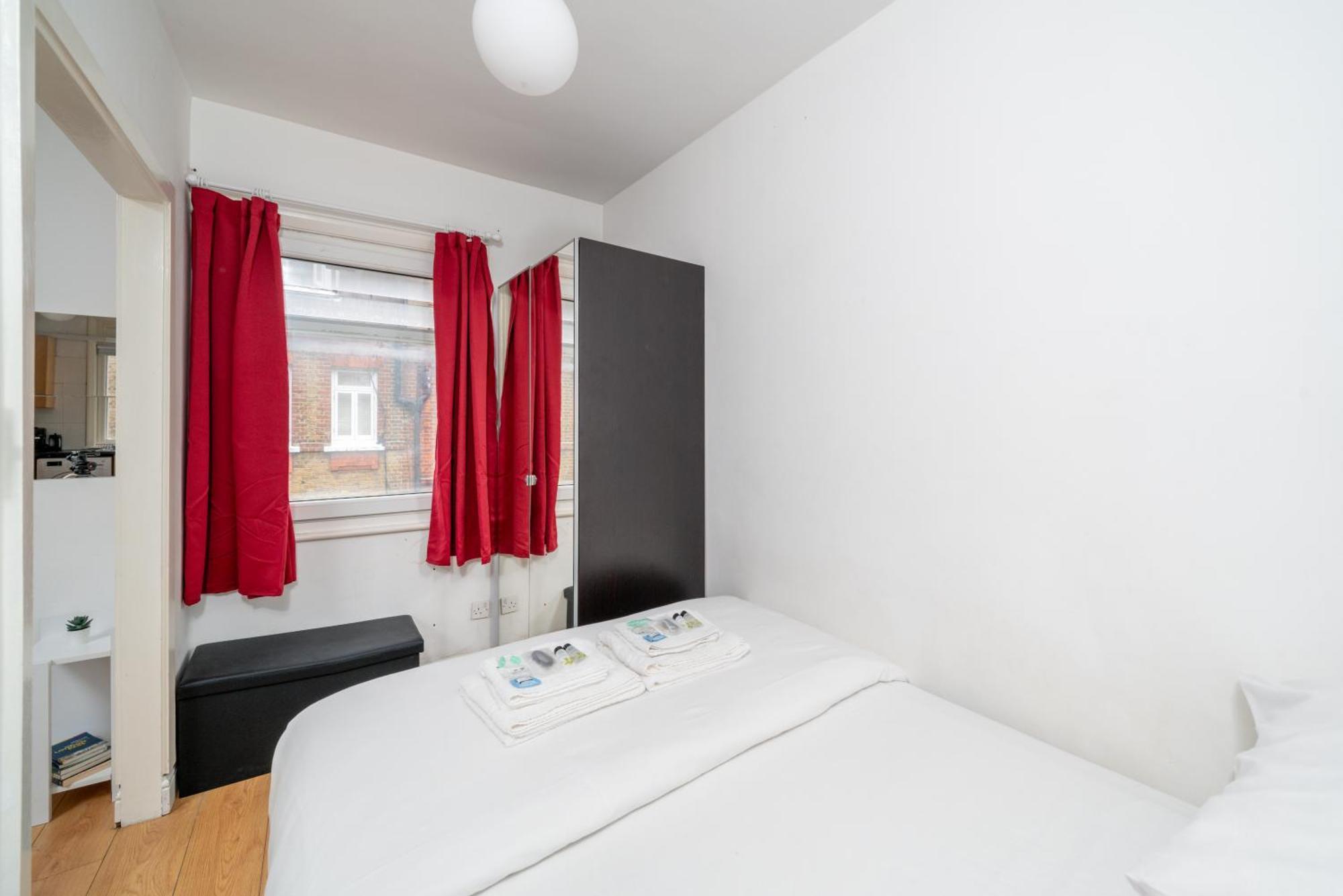 Carnaby & Oxford Street - Central Soho - One Bedroom - Double Bed & Sofabed Londra Exterior foto